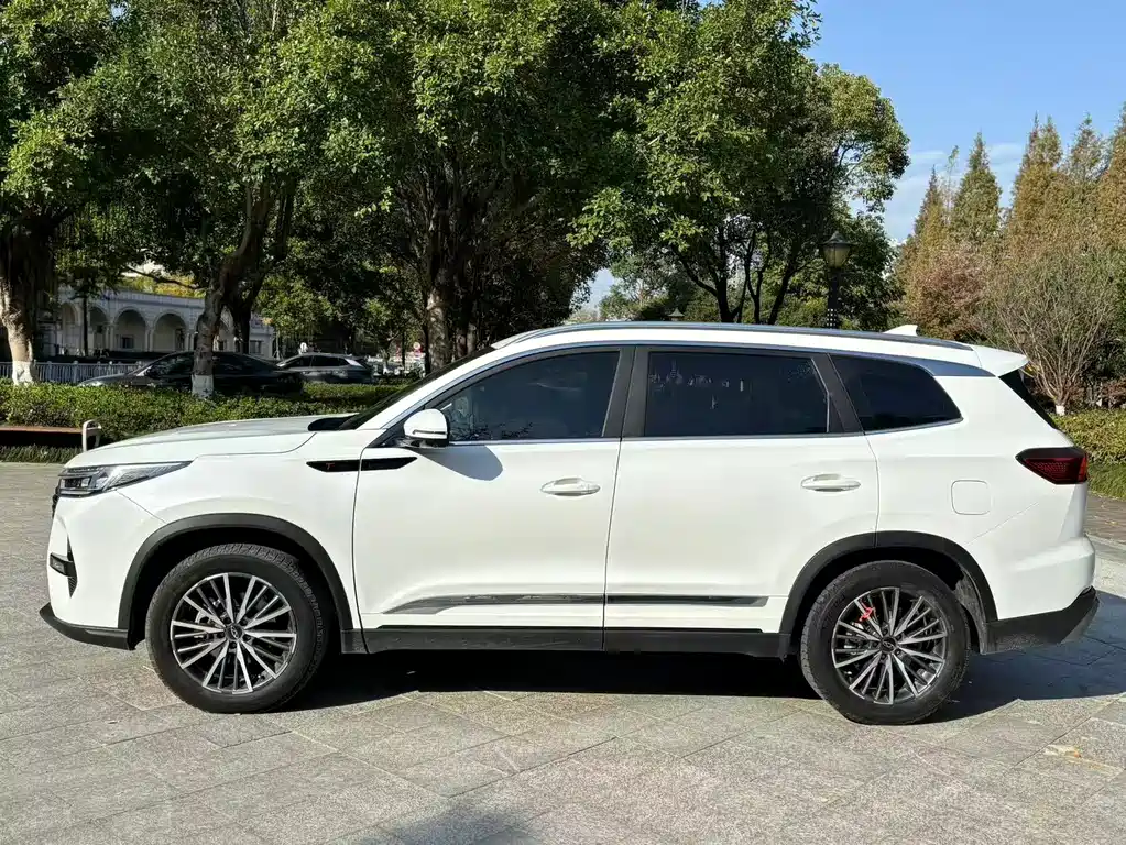 Chery Tiggo 8 PRO — фото 4