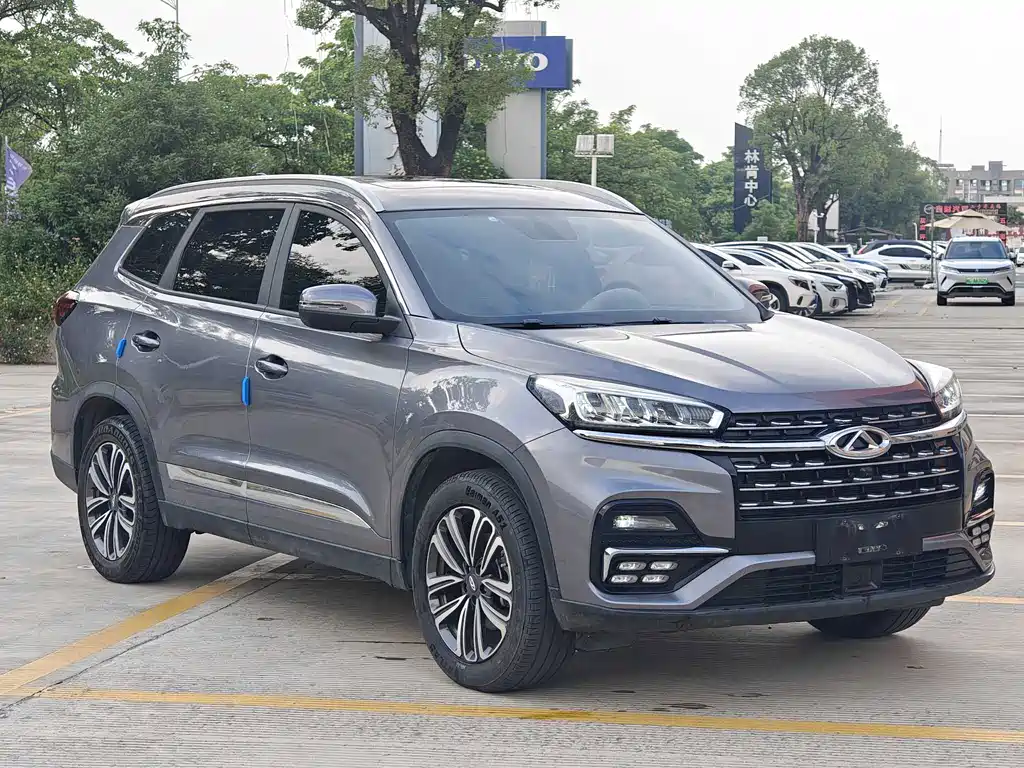 Chery Tiggo 8 — фото 3