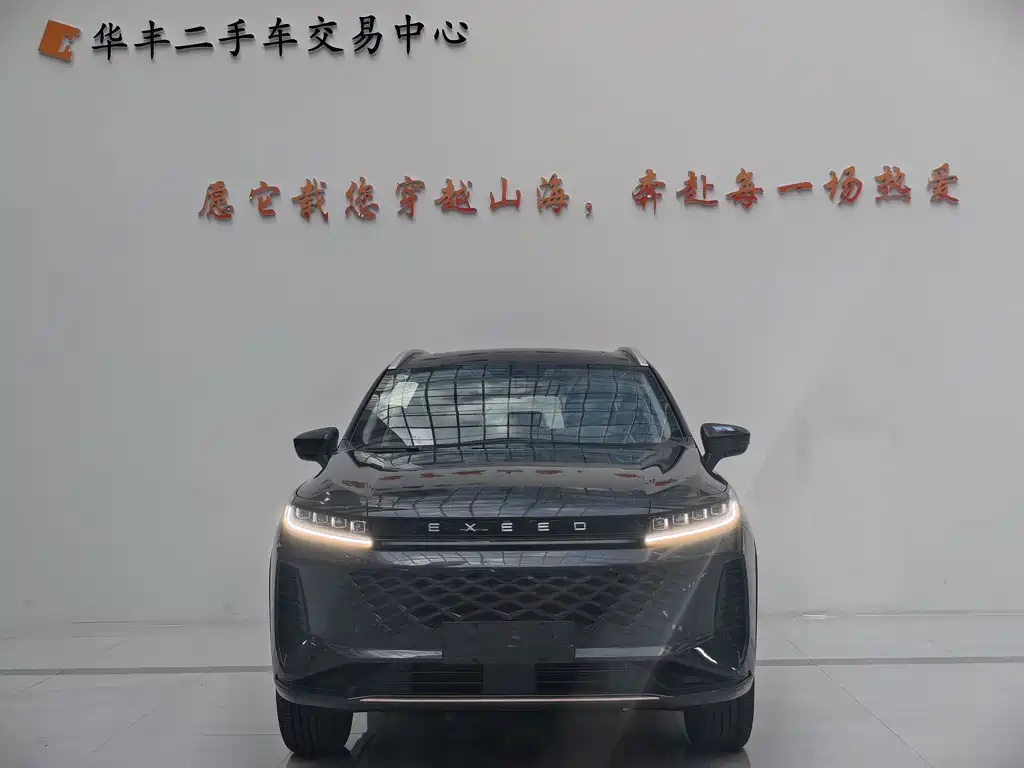 Exeed Zhaofeng — фото 2