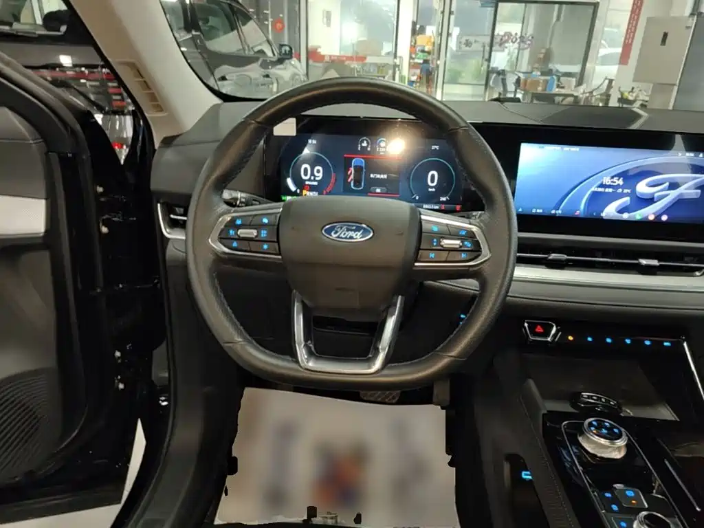 Ford Equator Sport — фото 11