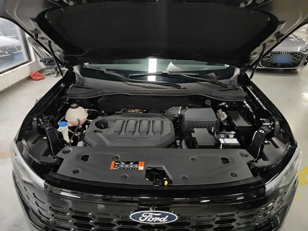 Ford Equator Sport — фото 20