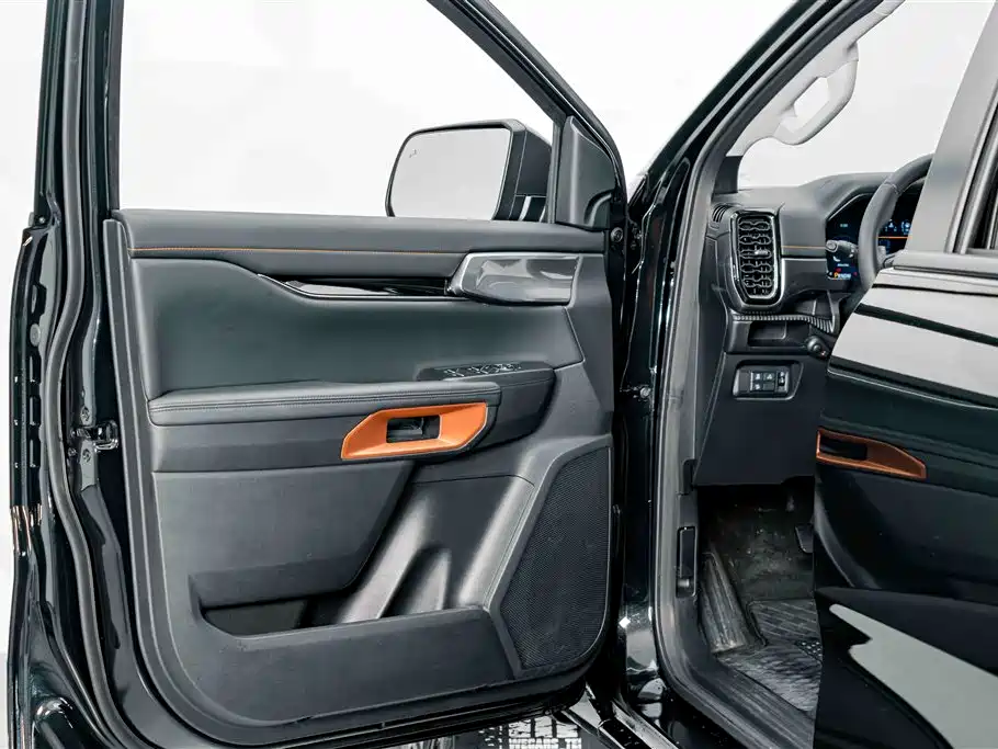 Ford Ranger — фото 17