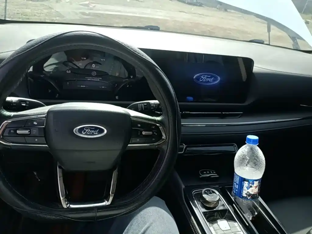 Ford Equator Sport — фото 10