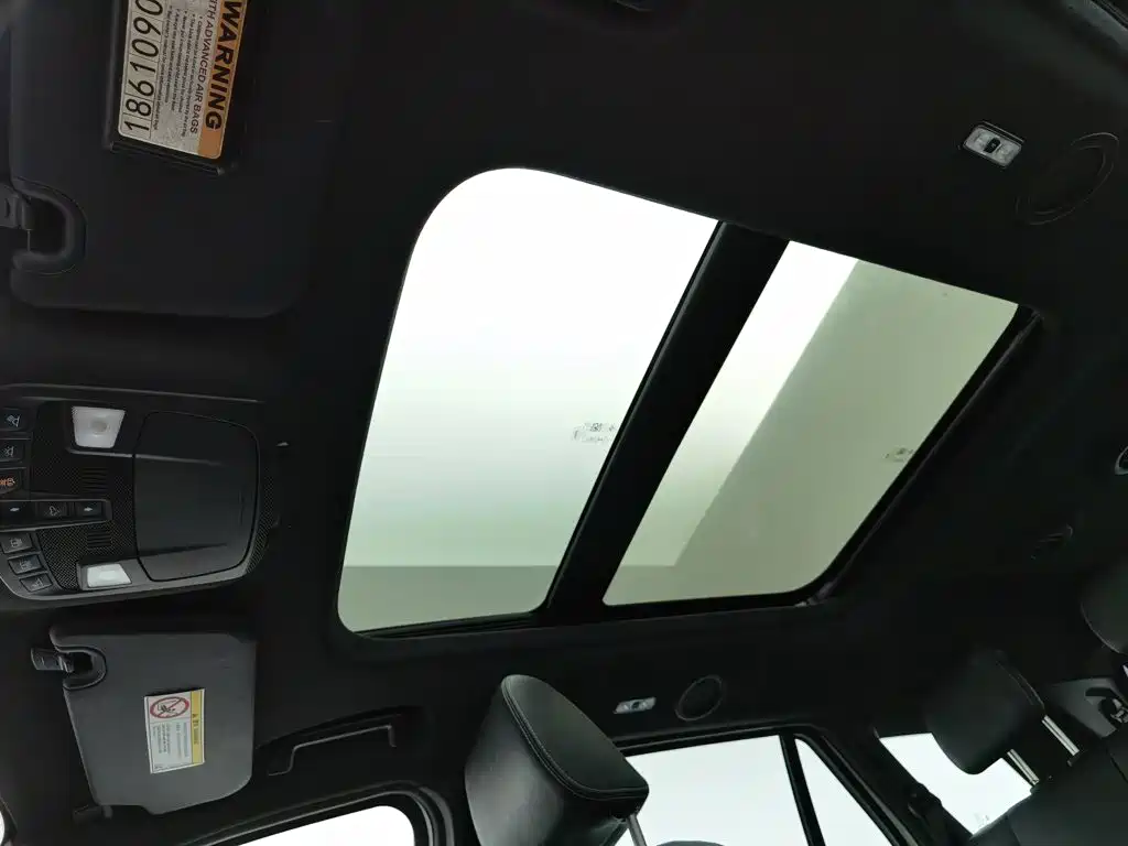 Ford Everest — фото 14