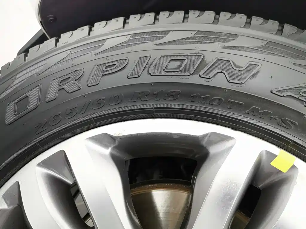 Ford Everest — фото 24