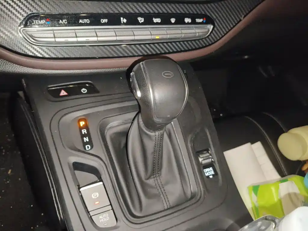 GAC Motor Trumpchi M6 — фото 10