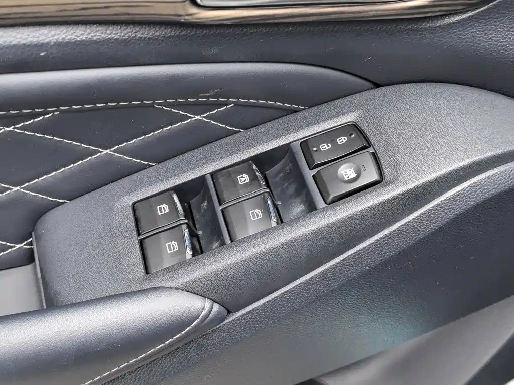 GAC Motor Trumpchi M8 — фото 9