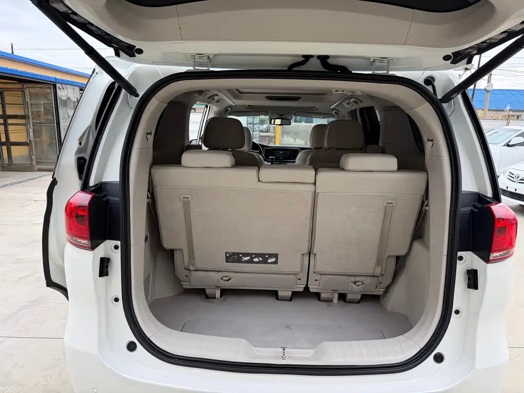 GAC Motor Trumpchi M8 — фото 21