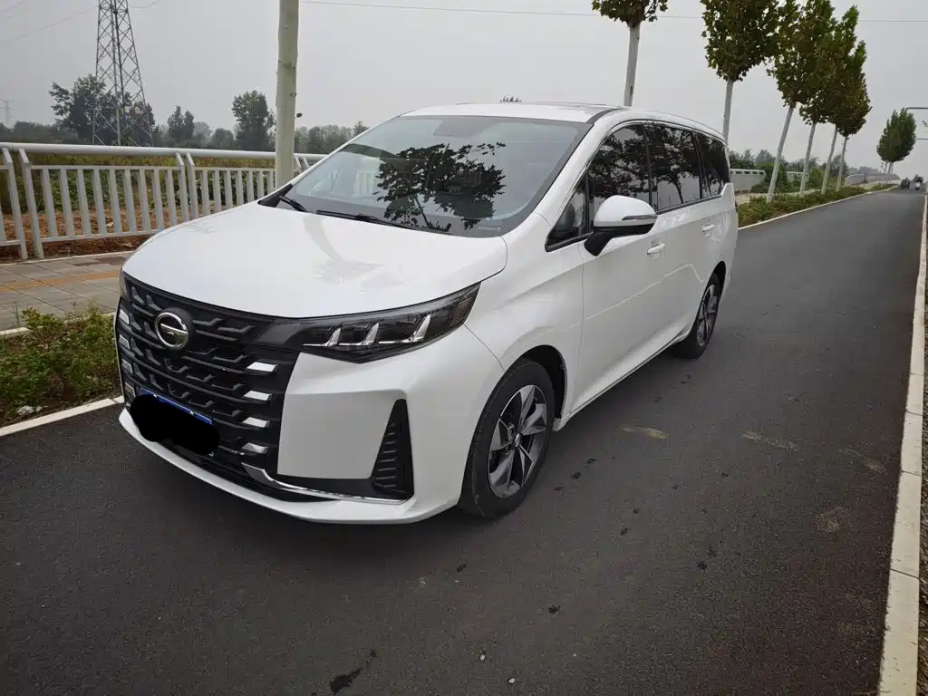 GAC Motor Trumpchi M6 — фото 2