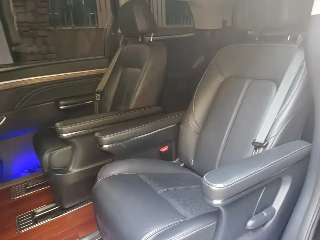 GAC Motor Trumpchi M8 — фото 18