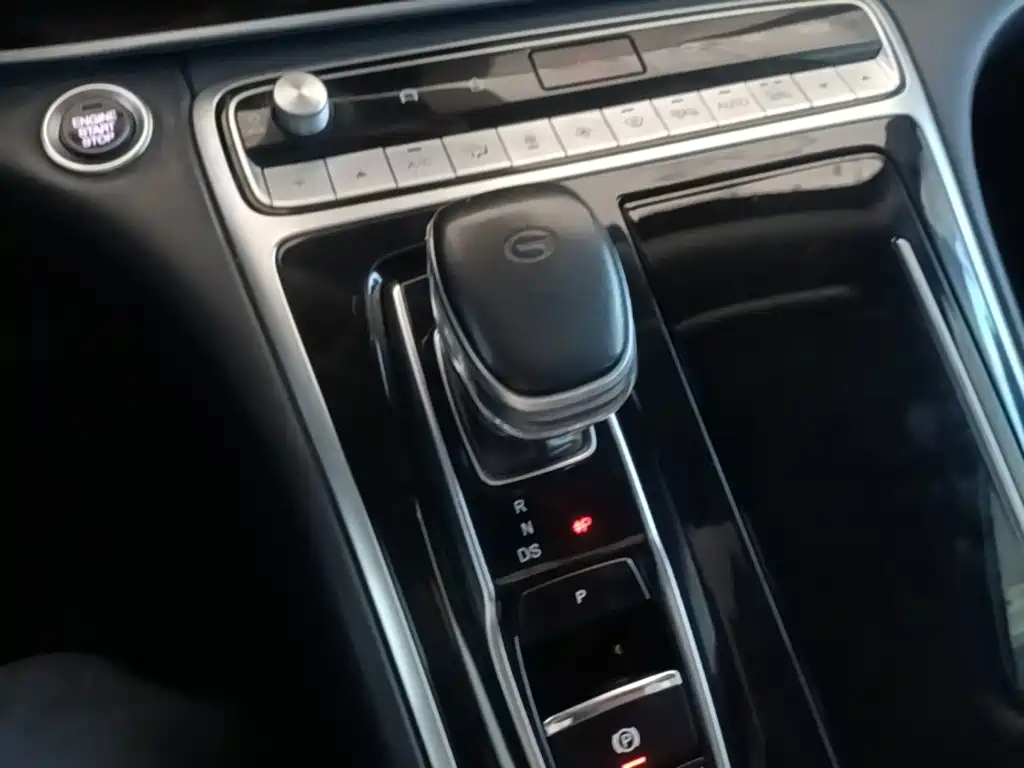 GAC Motor Trumpchi M8 — фото 14