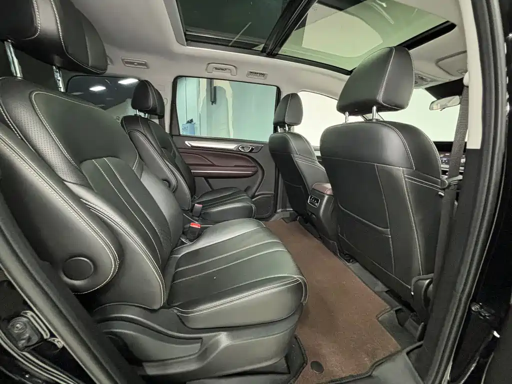 GAC Motor Trumpchi M6 — фото 11