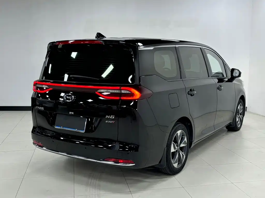 GAC Motor Trumpchi M6 — фото 4
