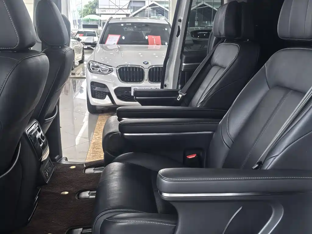 GAC Motor Trumpchi M8 — фото 11