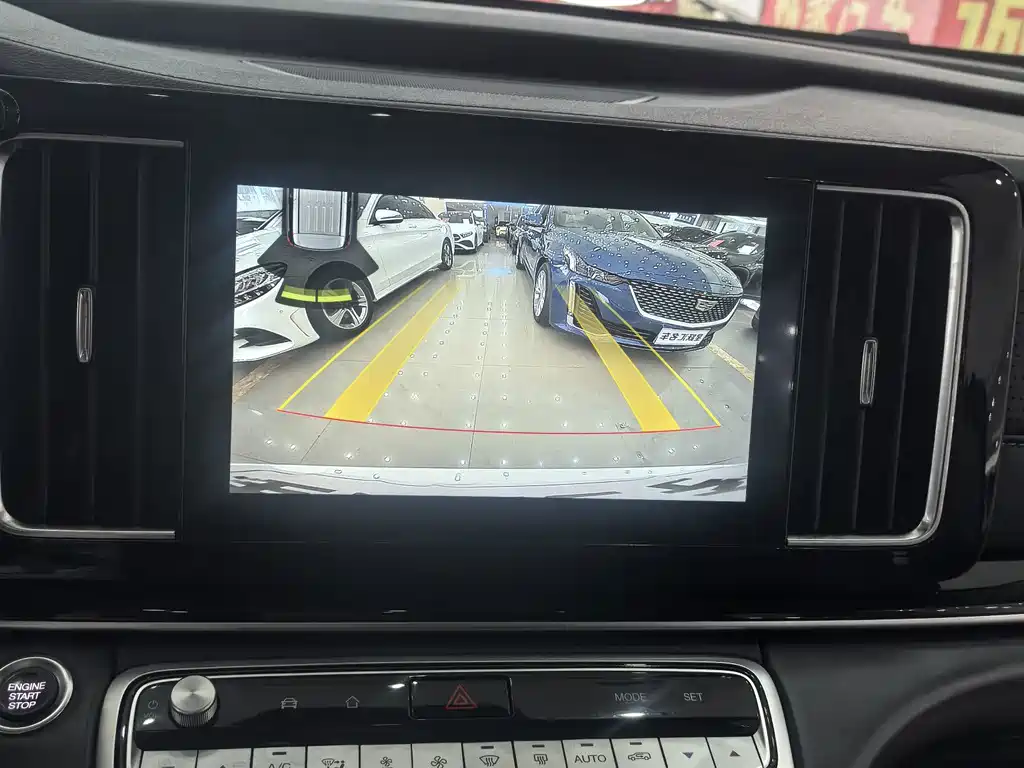 GAC Motor Trumpchi M8 — фото 18