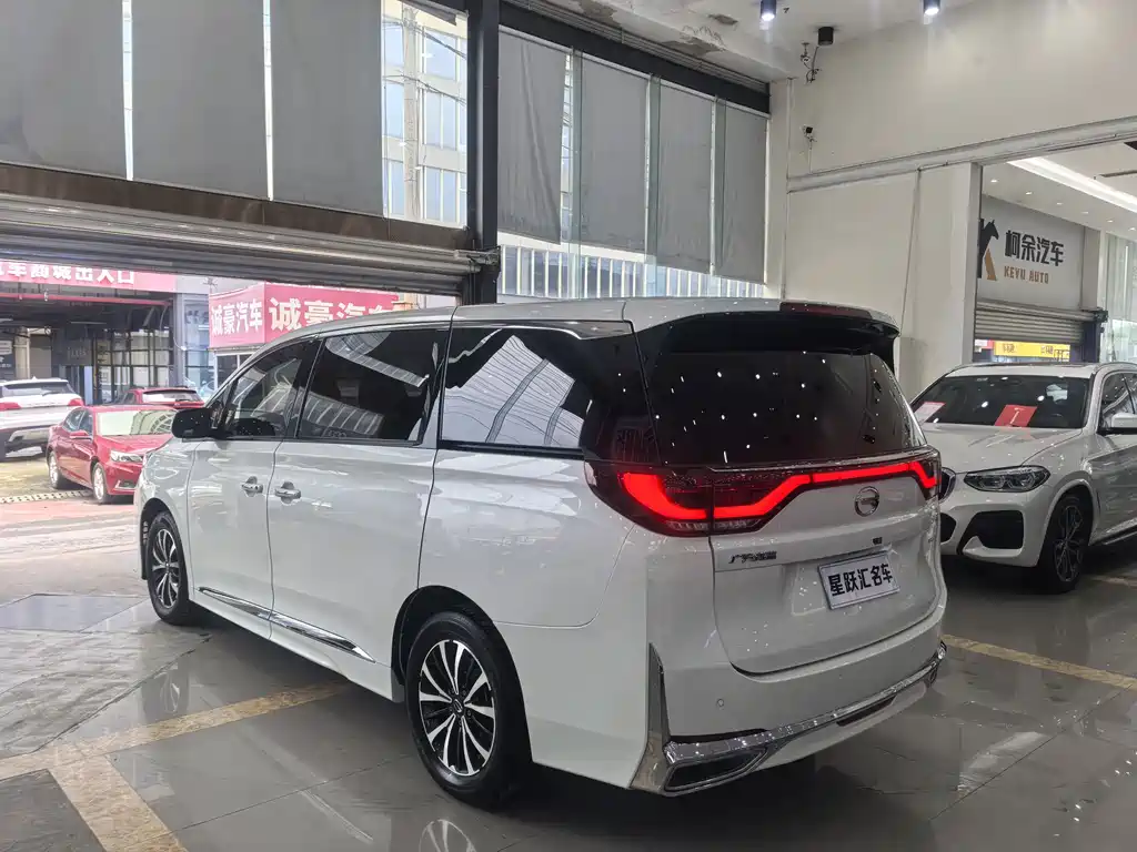 GAC Motor Trumpchi M8 — фото 4