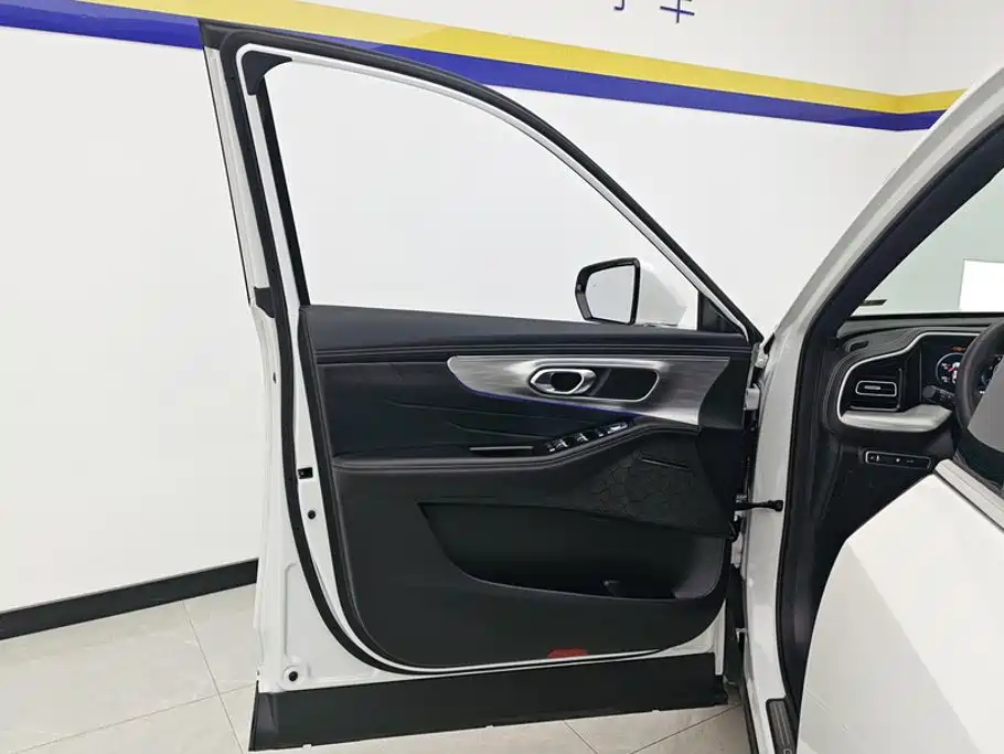 GAC Motor Trumpchi GS8 — фото 7