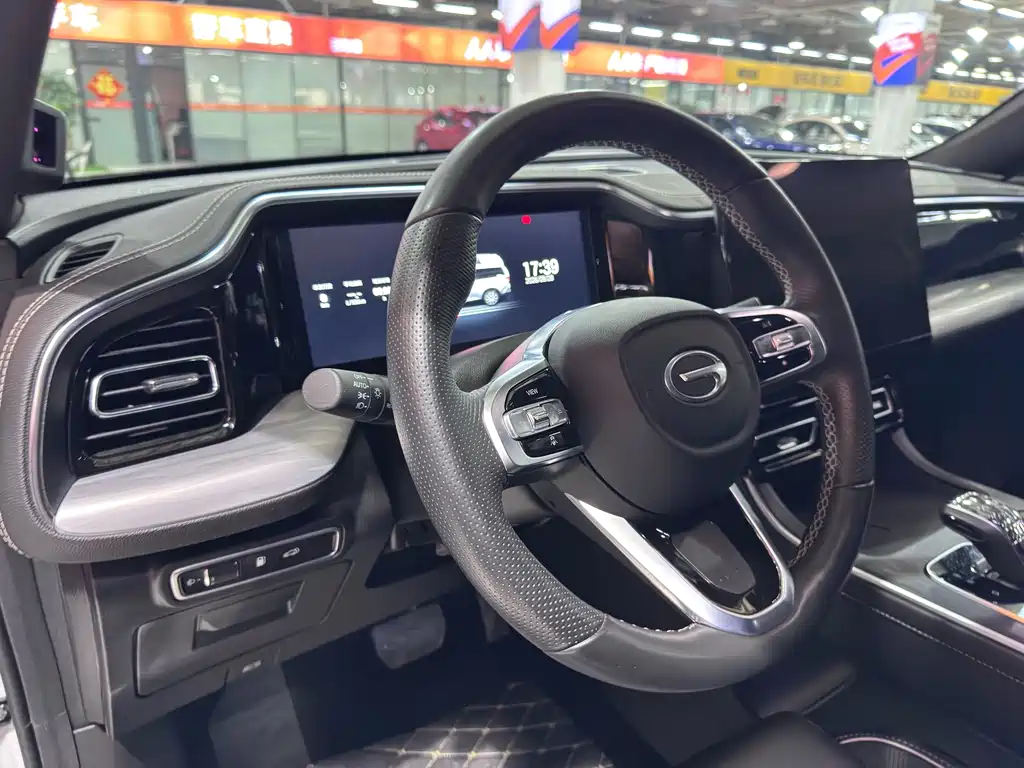 GAC Motor Trumpchi GS8 — фото 11
