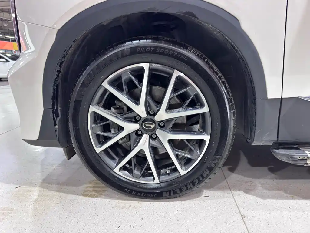 GAC Motor Trumpchi GS8 — фото 17