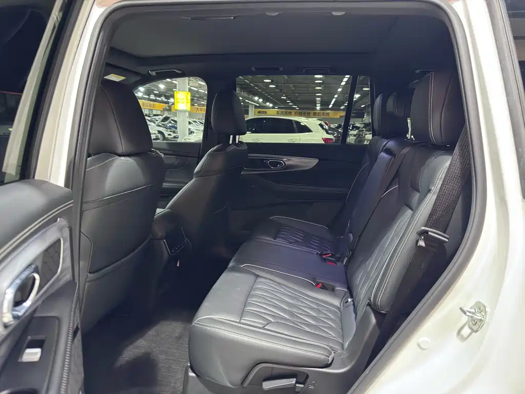 GAC Motor Trumpchi GS8 — фото 8