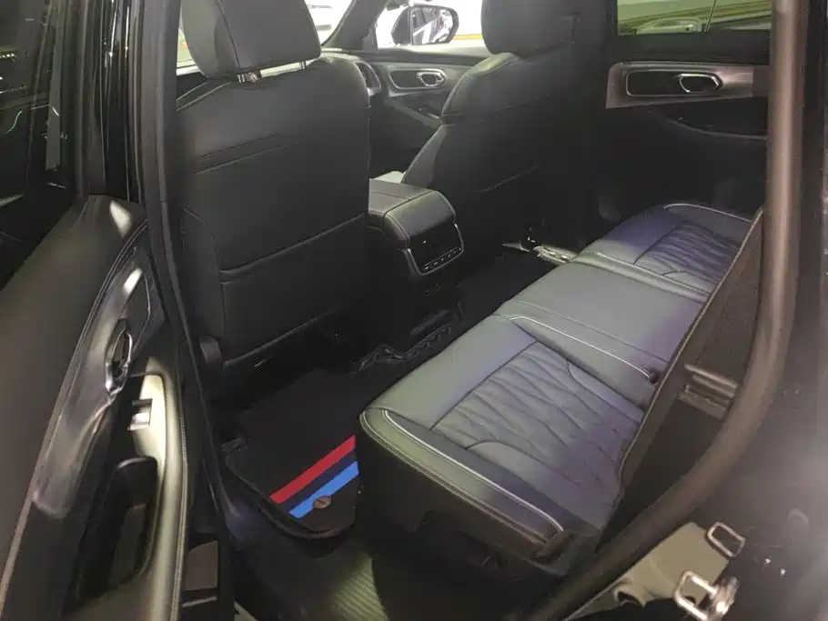 GAC Motor Trumpchi GS8 — фото 11