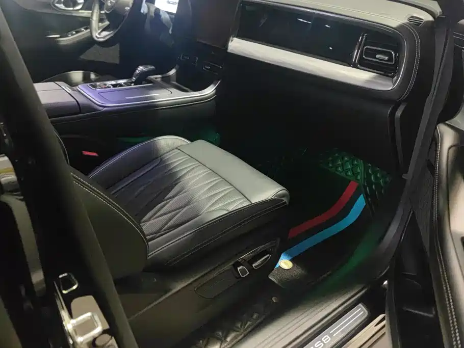 GAC Motor Trumpchi GS8 — фото 8