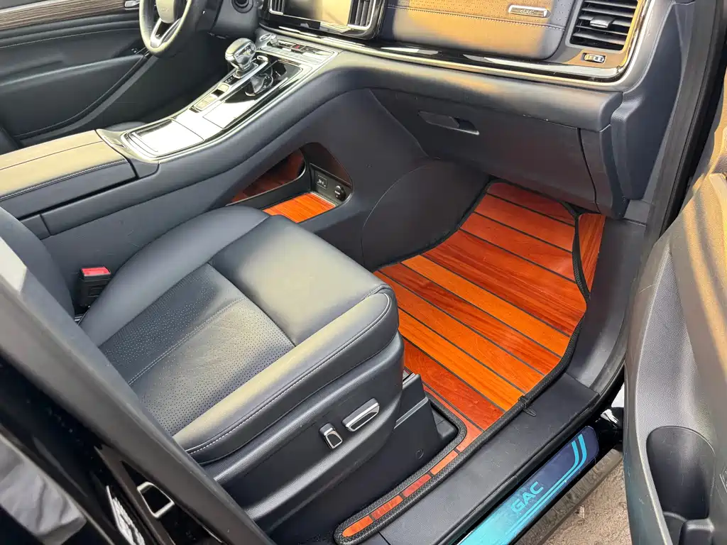 GAC Motor Trumpchi M8 — фото 18