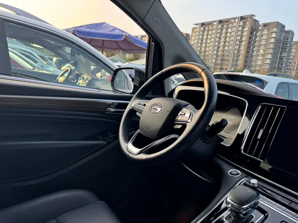 GAC Motor Trumpchi M8 — фото 19