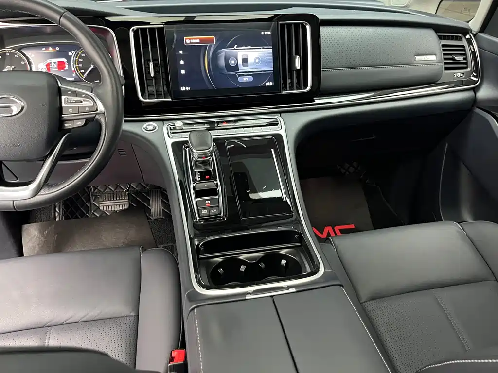 GAC Motor Trumpchi M8 — фото 17