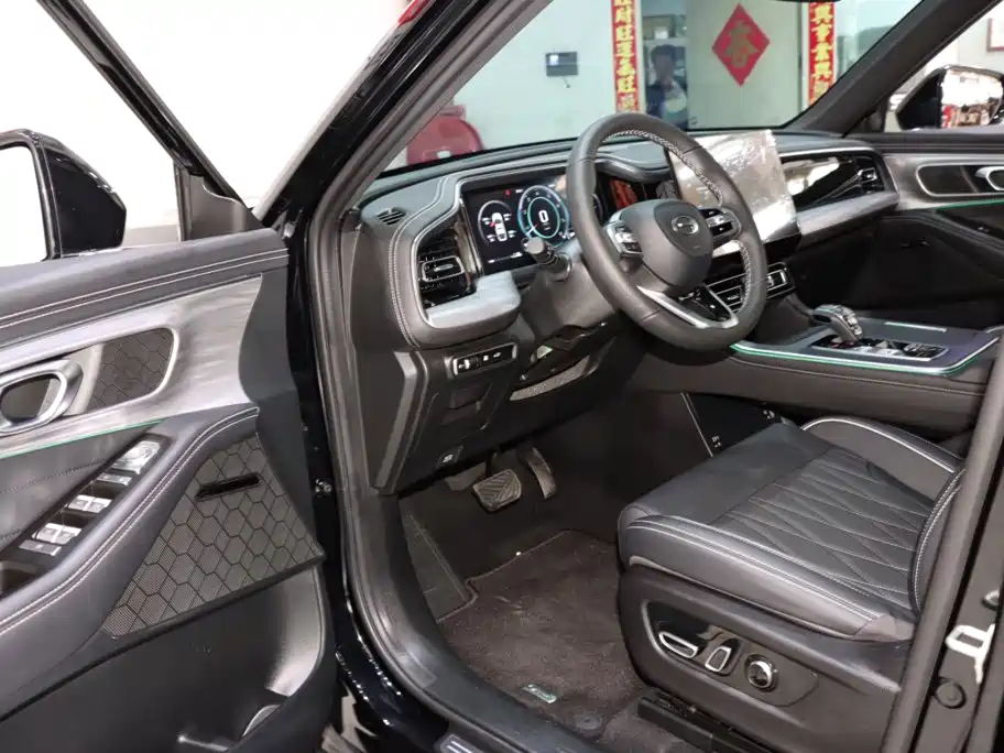 GAC Motor Trumpchi GS8 — фото 8