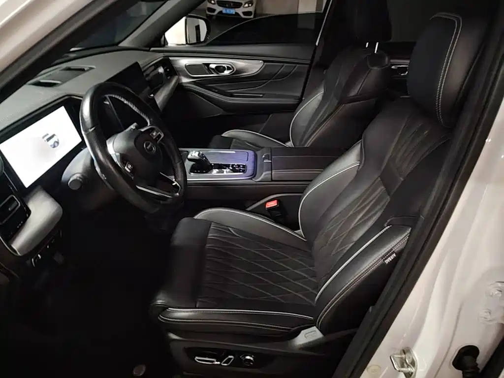 GAC Motor Trumpchi GS8 — фото 15