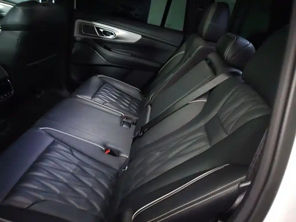 GAC Motor Trumpchi GS8 — фото 17