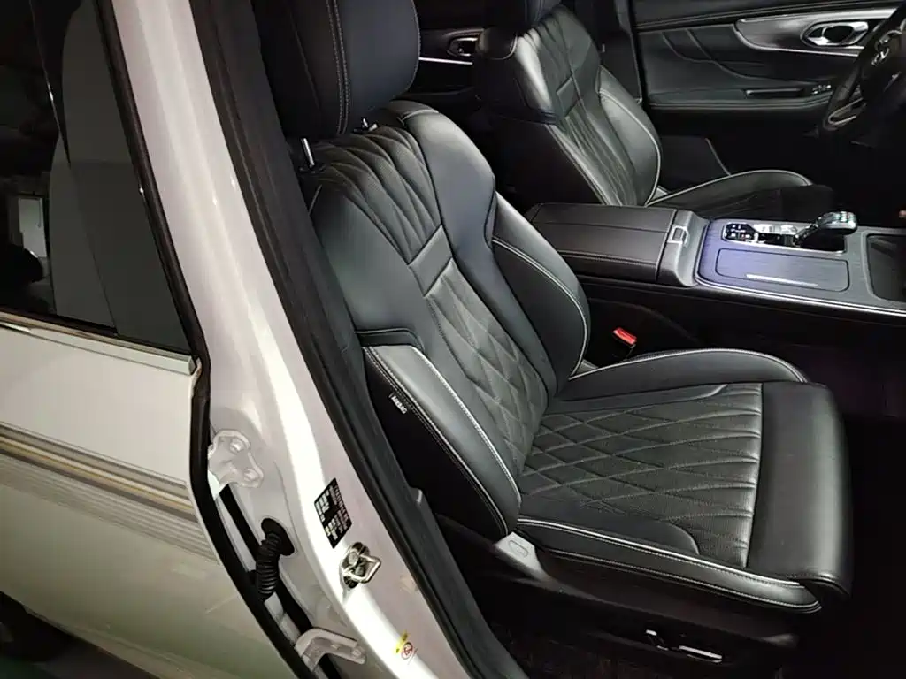 GAC Motor Trumpchi GS8 — фото 25