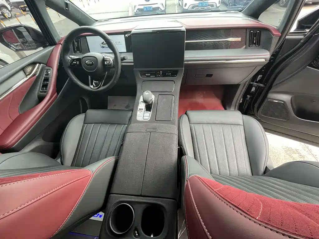 GAC Motor Trumpchi M8 — фото 23