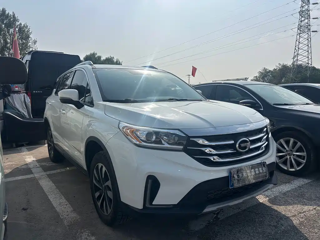 GAC Motor Trumpchi GS4 — фото 3
