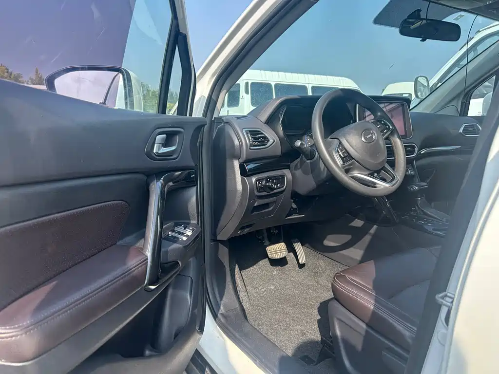 GAC Motor Trumpchi GS4 — фото 7
