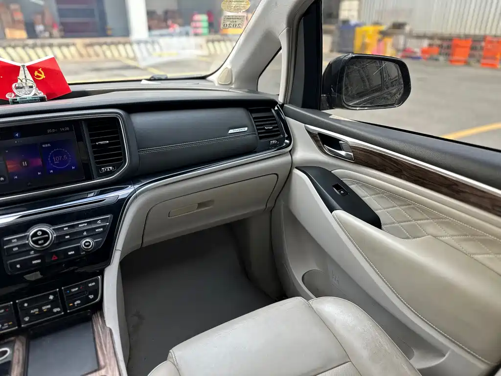 GAC Motor Trumpchi M8 — фото 14
