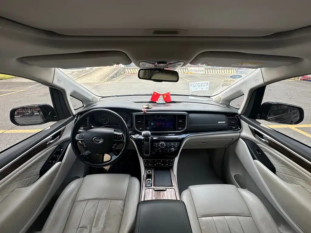 GAC Motor Trumpchi M8 — фото 15