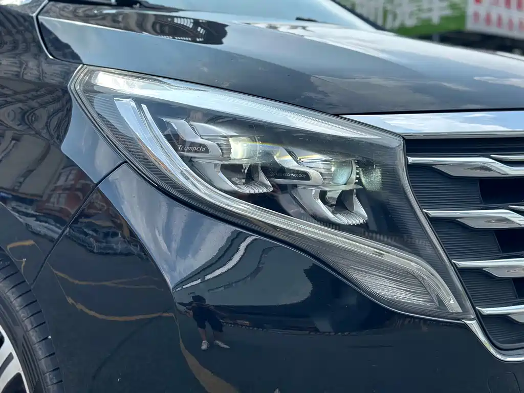 GAC Motor Trumpchi M8 — фото 4