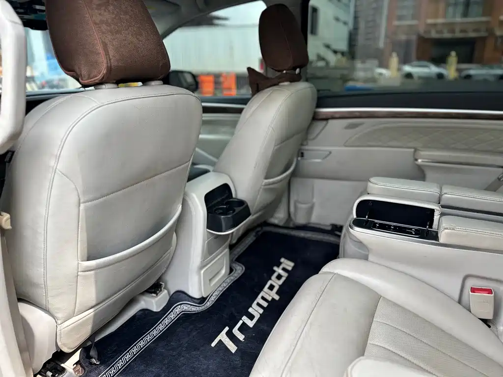 GAC Motor Trumpchi M8 — фото 9