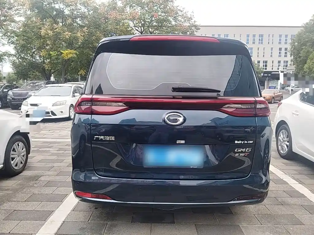 GAC Motor Trumpchi M6 — фото 6