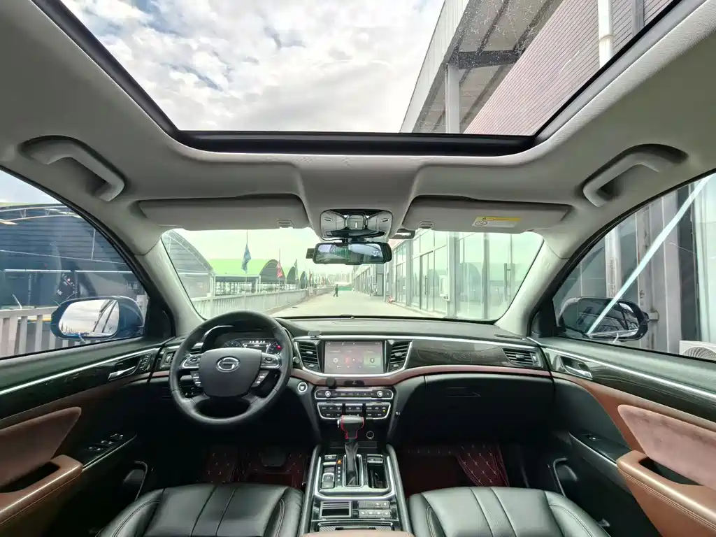 GAC Motor Trumpchi GS8 — фото 8