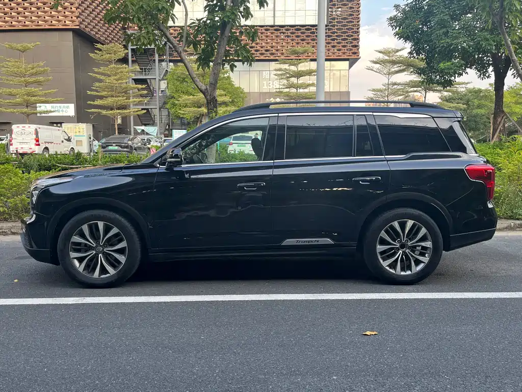 GAC Motor Trumpchi GS8 — фото 8
