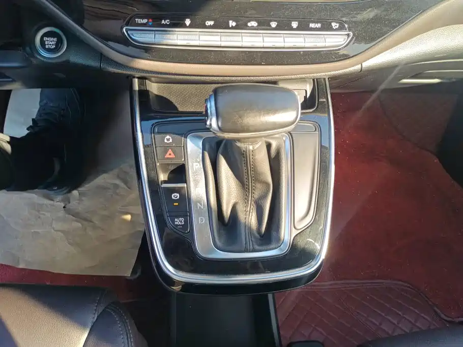 GAC Motor Trumpchi M6 — фото 15