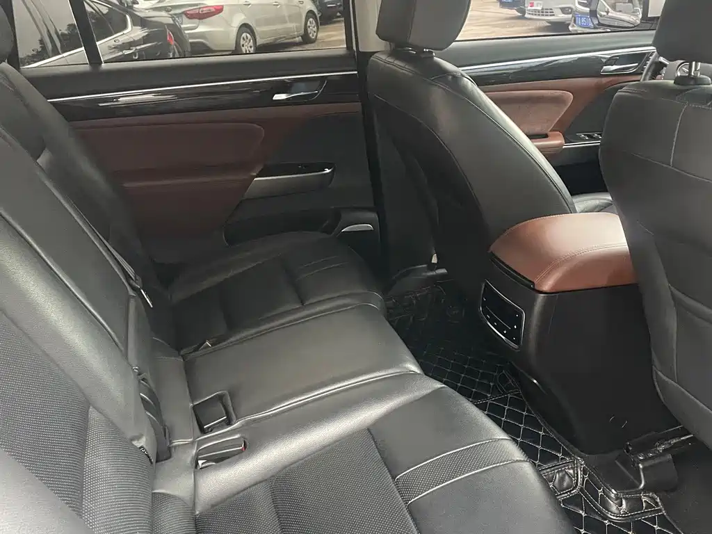 GAC Motor Trumpchi GS8 — фото 4