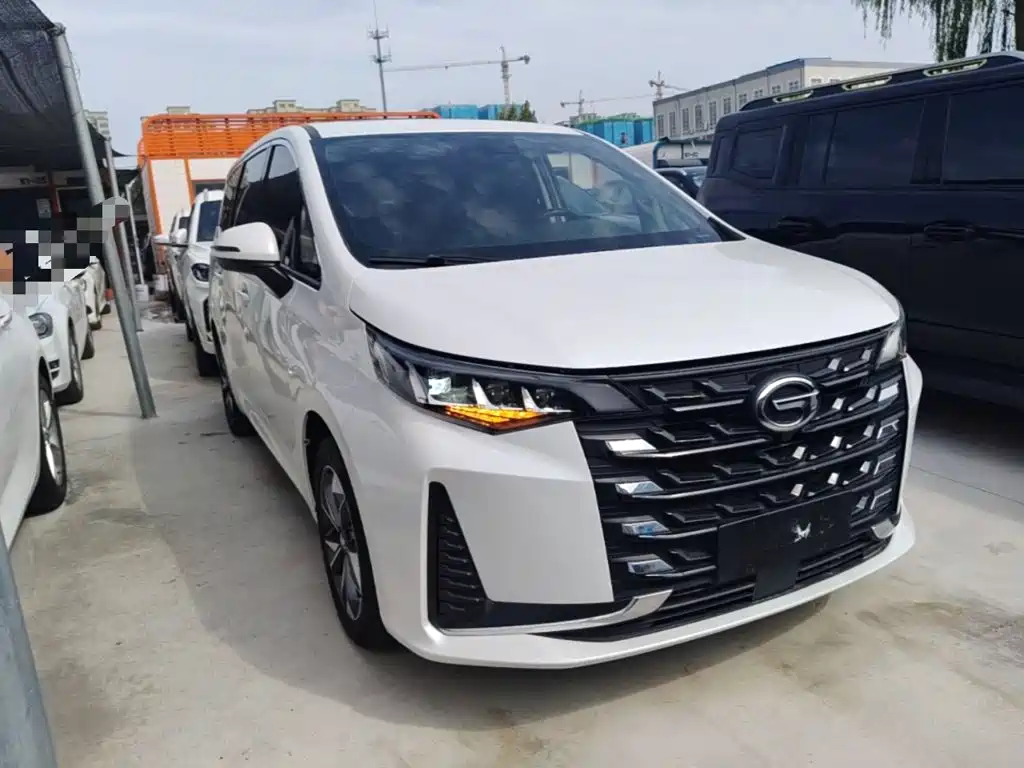 GAC Motor Trumpchi M6 — фото 4