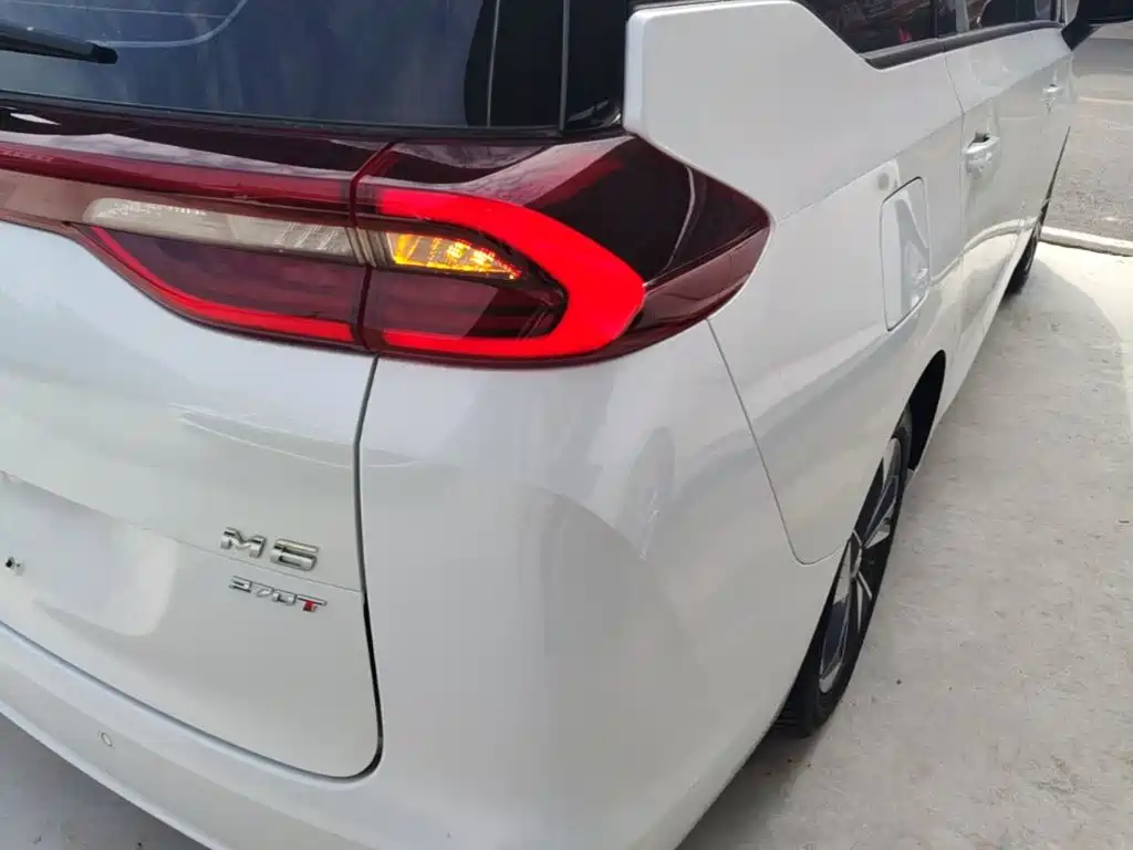 GAC Motor Trumpchi M6 — фото 8