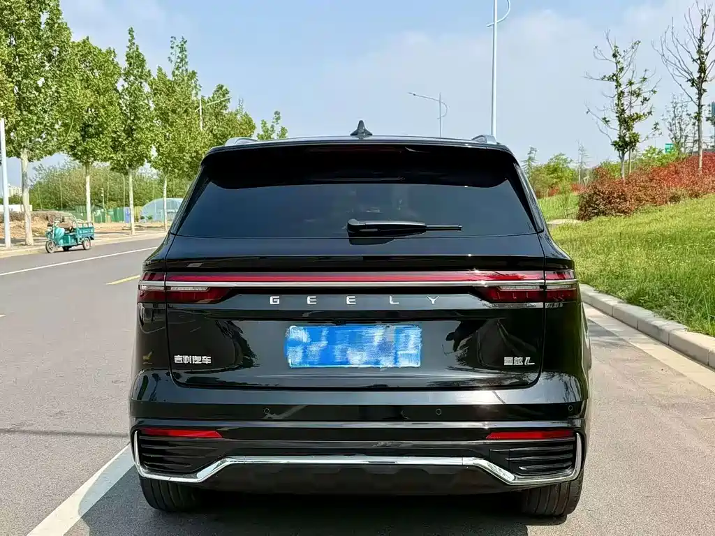 Geely Xingyue L — фото 8