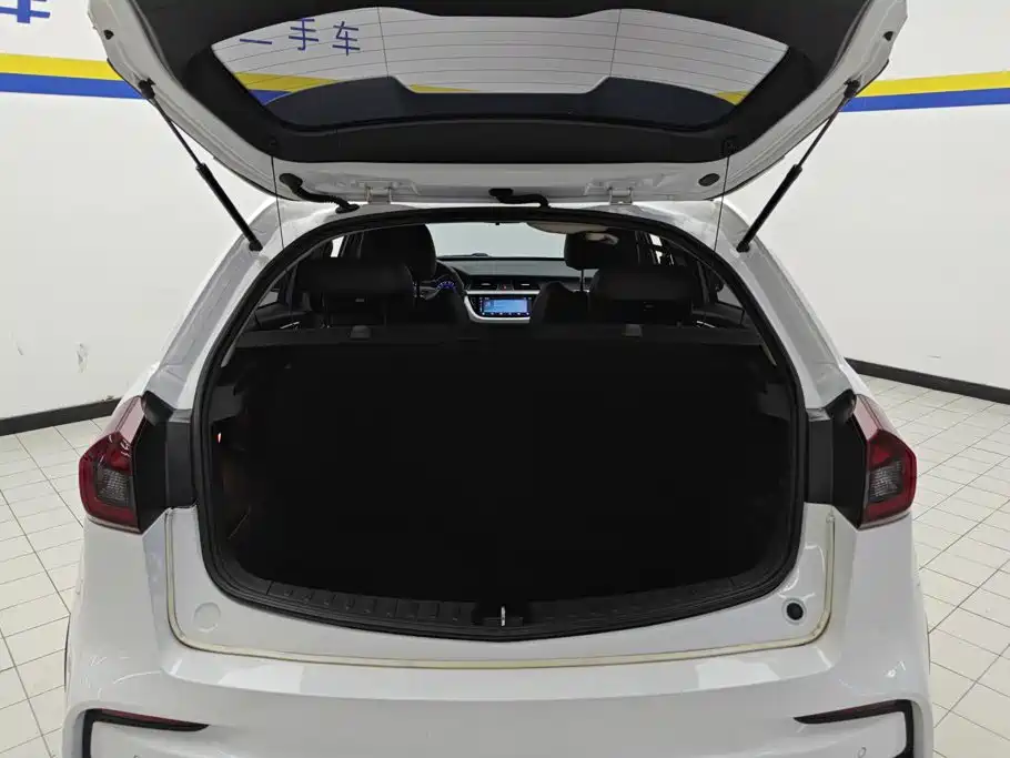 Geely Vision X3 — фото 4