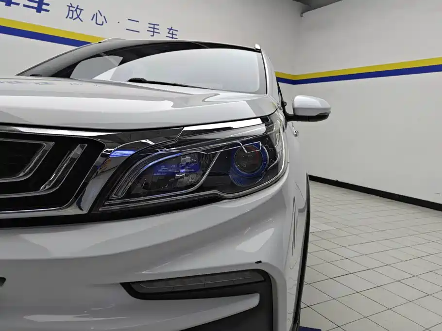 Geely Vision X3 — фото 5